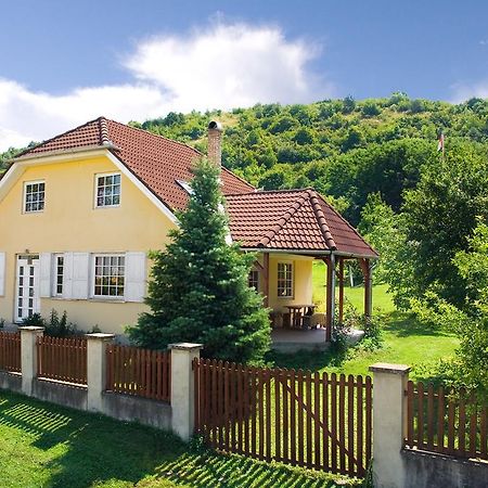 Babakalacs Villa Fony Buitenkant foto